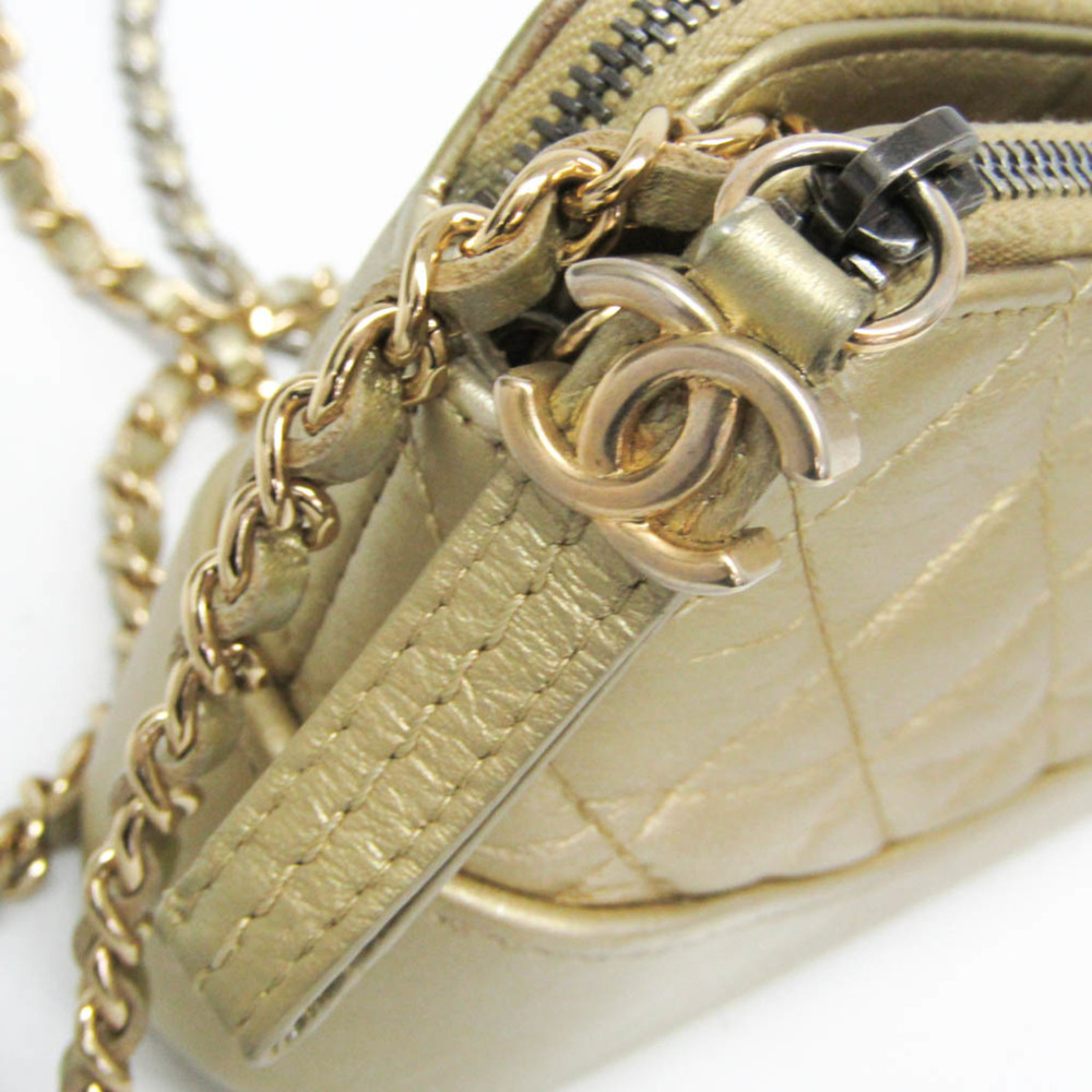 CHANEL Gold Leather Shoulder Bag - Picture 13 of 16